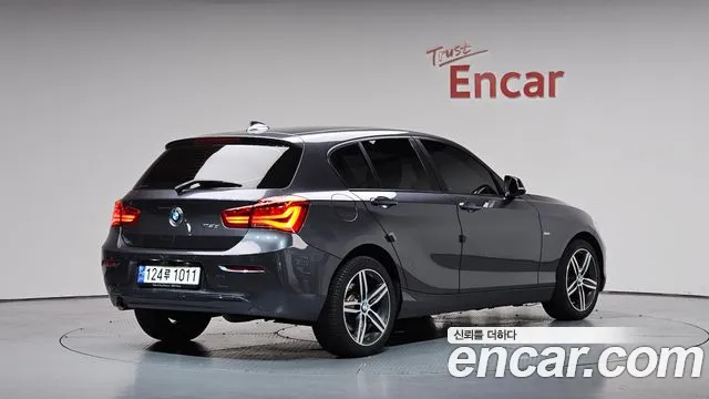 2017 BMW 1Series (F20) 118d Sport 5Door Sold VIN WBA1S5104HV993976 – photo 21