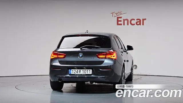 2017 BMW 1Series (F20) 118d Sport 5Door Sold VIN WBA1S5104HV993976 – photo 32