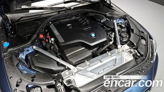 2021 BMW 4Series (G22) 420i M Sport Coupe Sold VIN WBA21AP08MCG40012 – interior seats