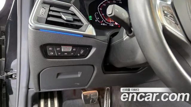 2021 BMW 4 Series (G22) 420i M Sport Coupe Sold VIN WBA21AP09MCG48555 – dashboard