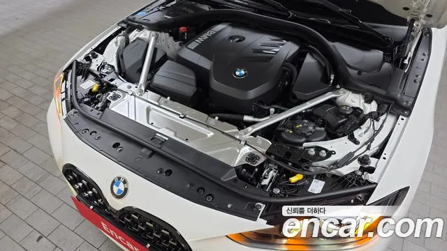 2025 BMW 4 Series (G22) 420i M Sport Pro Convertible Sold VIN WBA21DB01SCV28770 – photo 17