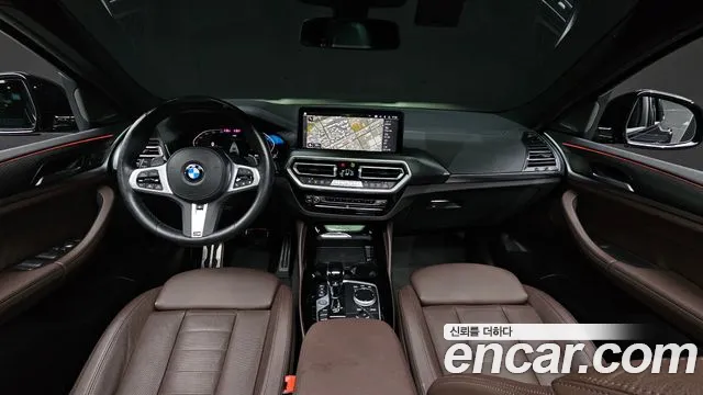 2022 BMW X4 (G02) xDrive20i M Sports Pro Sold VIN WBA21DT01N9M67839 – interior seats