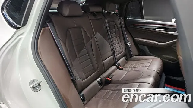 2023 BMW X4 (G02) xDrive20i M Sports Pro Sold VIN WBA21DT06P9N92080 – trunk area