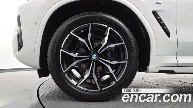 2024 BMW X4 (G02) xDrive20i M Sport Sold VIN WBA21DT06R9U73173 – side profile