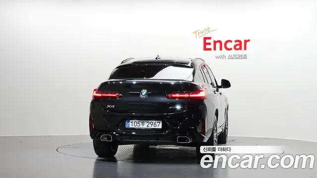 2025 BMW X4 (G02) xDrive20i M Sport Sold VIN WBA21DT08S9Y02171 – interior seats