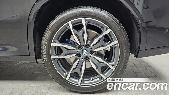 2025 BMW X4 (G02) xDrive20i M Sport Sold VIN WBA21DT08S9Y02171 – photo 12