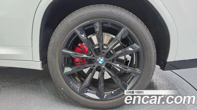 2025 BMW X4 (G02) xDrive20i M Sport Pro Special Edition Sold VIN WBA21DT0XS9Z98730 – photo 31 2025 BMW X4 (G02) xDrive20i M Sport Pro Special Edition Sold VIN WBA21DT0XS9Z98730 – photo 31