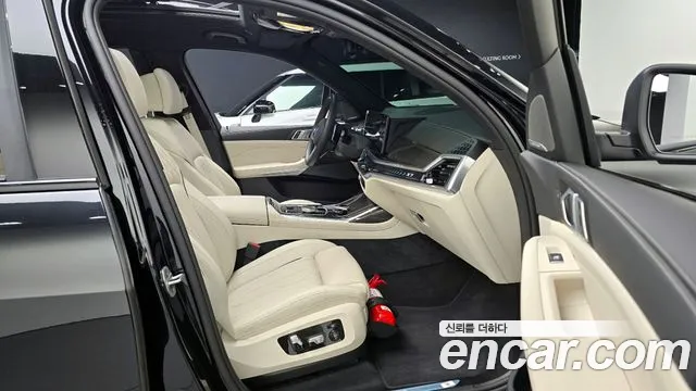 2025 BMW X7 (G07) xDrive 40i M Sport 7STR Sold VIN WBA21EM01S9082040 – photo 29