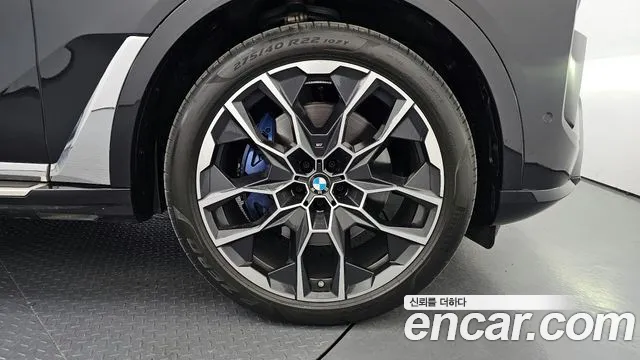 2025 BMW X7 (G07) xDrive 40i M Sport 7STR Sold VIN WBA21EM05S9Z57670 – photo 15