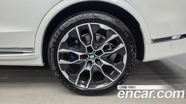 2025 BMW X7 (G07) xDrive 40i M Sport 7STR Sold VIN WBA21EM06S9Y16722 – photo 30