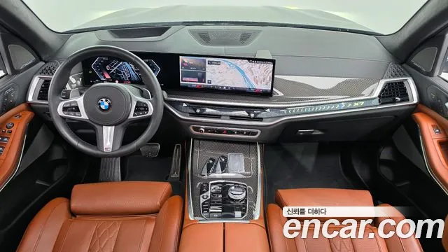 2025 BMW X7 (G07) xDrive 40i M Sport 6STR Sold VIN WBA21EM08S9022417 – engine bay