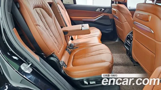 2025 BMW X7 (G07) xDrive 40i M Sport 7STR Sold VIN WBA21EM08S9097926 – engine bay