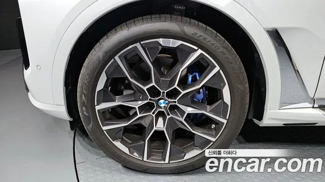 2026 BMW X7 (G07) xDrive 40d M Sport 6STR Sold VIN WBA21EN00T9163773 – undercarriage