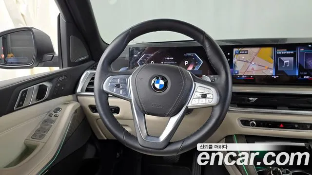 2023 BMW X7 (G07) xDrive 40d Design Pure Excellence 6-Seater Sold VIN WBA21EN03P9R12989 – interior seats