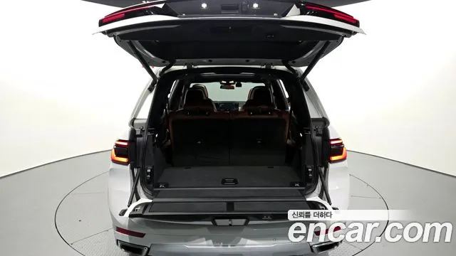 2023 BMW X7 (G07) xDrive 40d Design Pure Excellence 6-Seater Sold VIN WBA21EN0XP9P47491 – dashboard