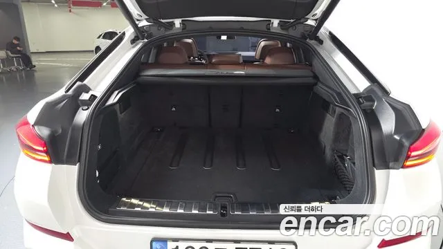 2025 BMW X6 (G06) xDrive40d M Sport Online Exclusive Sold VIN WBA21EY01S9Y86977 – rear exterior