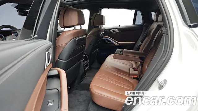 2025 BMW X6 (G06) xDrive40d M Sport Online Exclusive Sold VIN WBA21EY01S9Y86977 – side profile