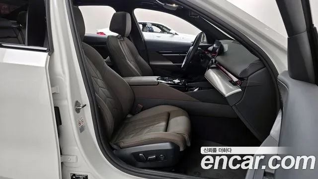 2024 BMW 5Series (G60) 520i M Sport Sold VIN WBA21FJ00RCP95342 – exterior detail