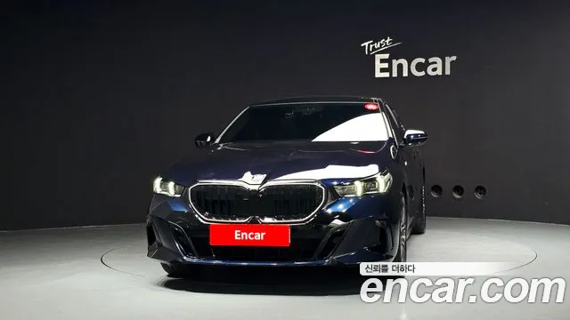 2025 BMW 5 Series (G60) 520i M Sport Sold VIN WBA21FJ00SCV80047 – photo 28 2025 BMW 5 Series (G60) 520i M Sport Sold VIN WBA21FJ00SCV80047 – photo 28