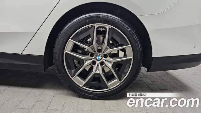 2024 BMW 5 Series (G60) 520i Sold VIN WBA21FJ01RCR50593 – dashboard