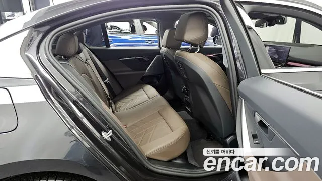 2025 BMW 5 Series (G60) 520i Sold VIN WBA21FJ01SCT82920 – dashboard