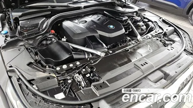 2025 BMW 5 Series (G60) 520i Sold VIN WBA21FJ01SCT82920 – photo 13