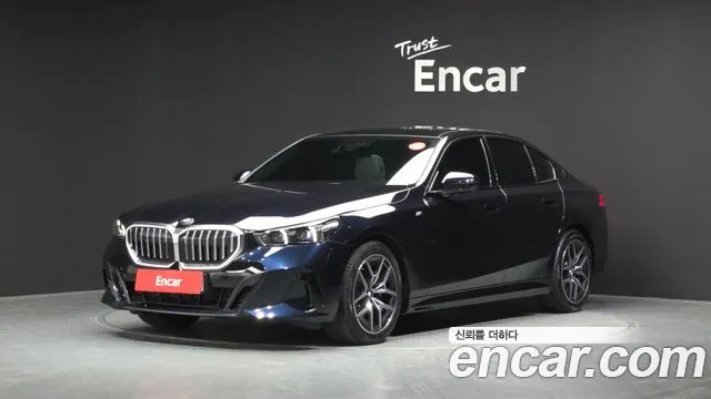 2025 BMW 5 Series (G60) 520i M Sport Sold VIN WBA21FJ02SCV21338 – rear exterior