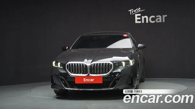 2025 BMW 5 Series (G60) 520i M Sport Sold VIN WBA21FJ03SCV43283 – photo 18 2025 BMW 5 Series (G60) 520i M Sport Sold VIN WBA21FJ03SCV43283 – photo 18