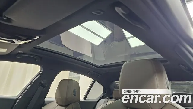 2024 BMW 5Series (G60) 520i M Sport Sold VIN WBA21FJ05RCS44632 – interior seats