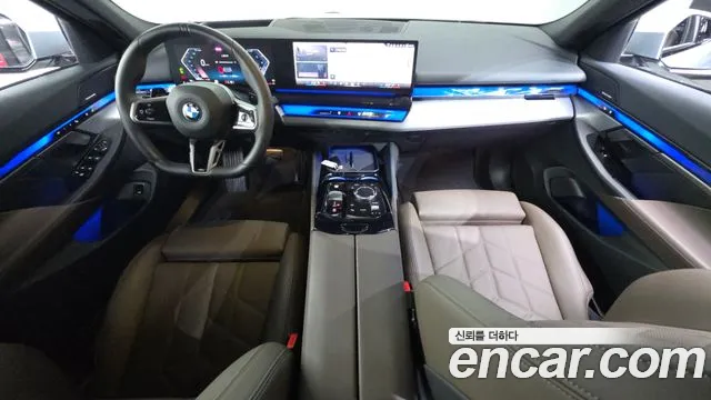 2025 BMW 5 Series (G60) 520i M Sport Sold VIN WBA21FJ05SCV43317 – photo 11