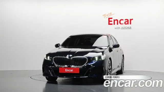 2024 BMW 5 Series (G60) 520i M Sport Sold VIN WBA21FJ07RCT10498 – photo 28