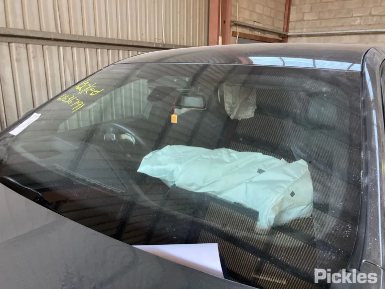 2022 BMW 740i Damaged VIN WBA22EH0X0CL11192 – exterior detail