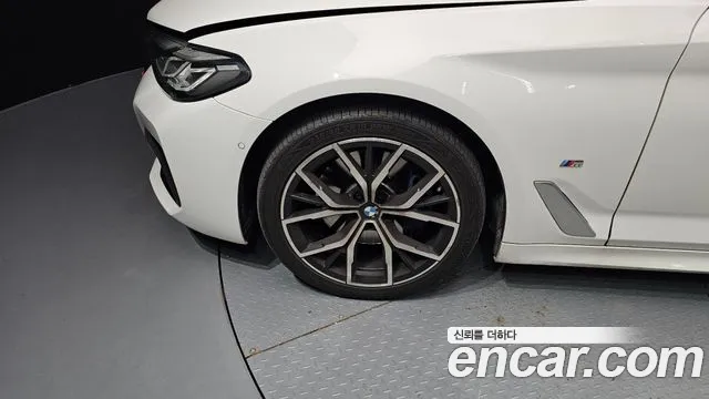 2021 BMW 5 Series (G30) 530i xDrive M Sport Package Sold VIN WBA31BJ04MWW95670 – photo 13