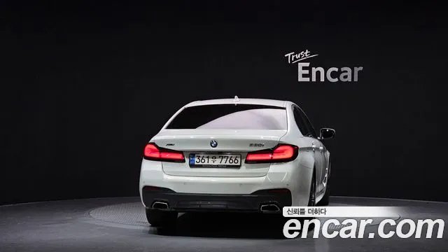 2021 BMW 5 Series (G30) 530i xDrive M Sport Package Sold VIN WBA31BJ04MWW95670 – photo 18