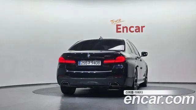 2021 BMW 5 Series (G30) 530i xDrive M Sport Package Sold VIN WBA31BJ0XMCE93971 – interior seats