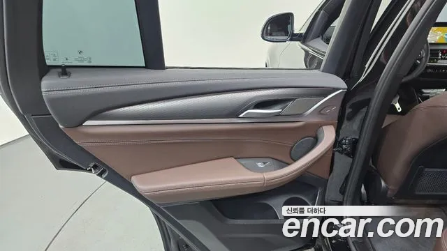 2025 BMW X4 (G02) xDrive20d M Sport Sold VIN WBA31CA00S9187407 – engine bay
