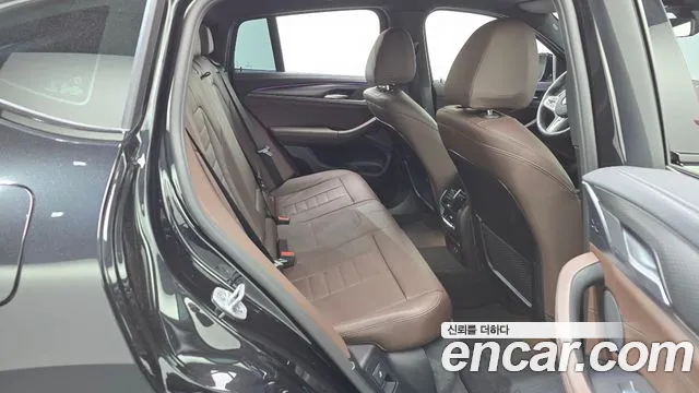 2025 BMW X4 (G02) xDrive20d M Sport Sold VIN WBA31CA00S9187407 – trunk area