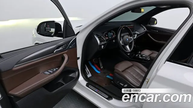 2023 BMW X3 (G01) xDrive 20i M Sports Pro Sold VIN WBA31DP04P9R01155 – interior seats