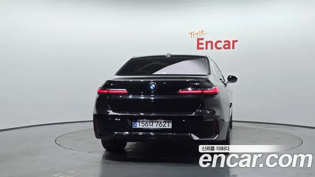 2025 BMW 7 Series (G70) 740i xDrive M Sport Limited Sold VIN WBA31EH01SCT53440 – photo 17