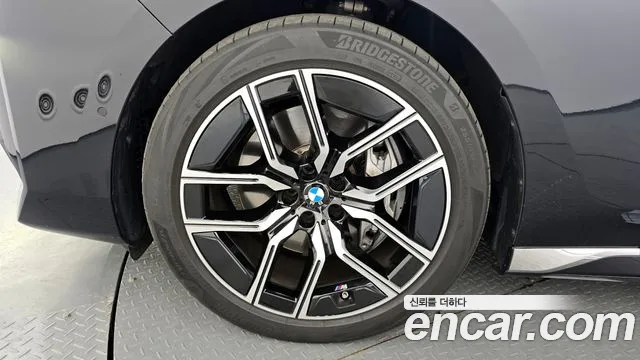 2025 BMW 7 Series (G70) 740i xDrive M Sport Limited Sold VIN WBA31EH01SCT53440 – photo 32