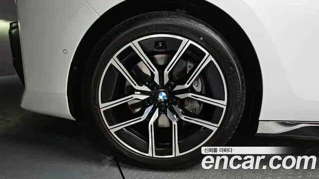 2025 BMW 7 Series (G70) 740i xDrive M Sport VIN WBA31EH03SCT55061