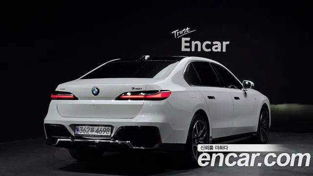 2025 BMW 7 Series (G70) 740i xDrive M Sport Sold VIN WBA31EH03SCT55061 – photo 14
