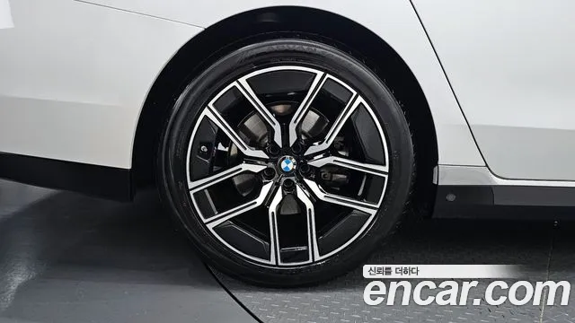 2025 BMW 7 Series (G70) 740i xDrive M Sport Sold VIN WBA31EH06SCT74025 – photo 19