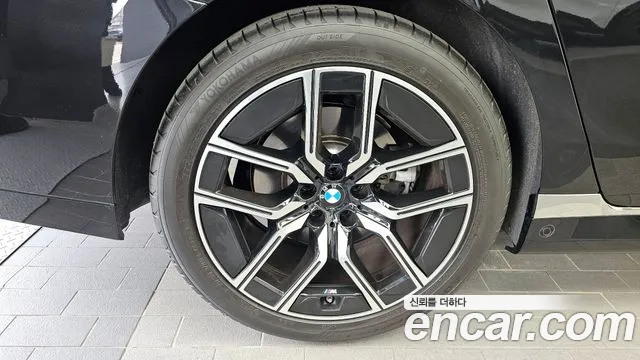 2024 BMW 7 Series (G70) 740i xDrive M Sport Sold VIN WBA31EH0XRCS95533 – photo 12