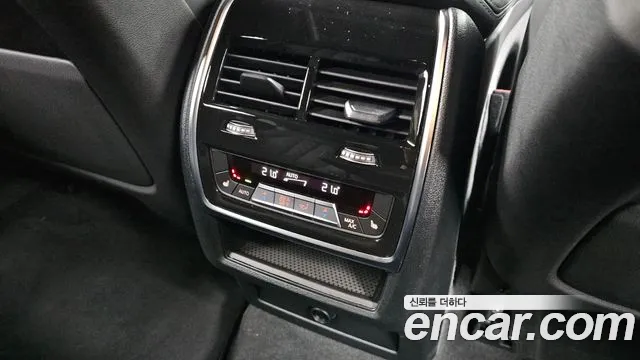 2024 BMW X6 (G06) xDrive40i M Sport Sold VIN WBA31EX04R9S95672 – dashboard