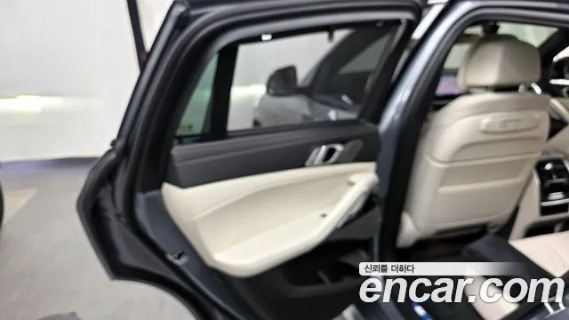 2026 BMW X6 (G06) xDrive40i M Sport Sold VIN WBA31EX09T9173591 – exterior detail