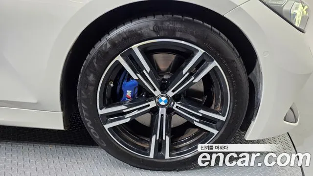 2023 BMW 3 Series (G20) 320i Touring M Sports Sold VIN WBA31FY06PFN94566 – trunk area