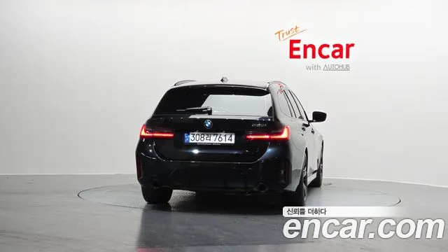 2023 BMW 3 Series (G20) 320i Touring M Sports Sold VIN WBA31FY07PFN95483 – photo 11 2023 BMW 3 Series (G20) 320i Touring M Sports Sold VIN WBA31FY07PFN95483 – photo 11