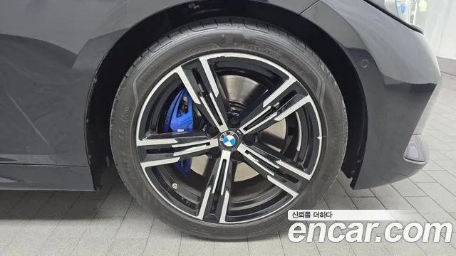 2023 BMW 3 Series (G20) 320i Touring M Sports Sold VIN WBA31FY07PFN95483 – photo 13 2023 BMW 3 Series (G20) 320i Touring M Sports Sold VIN WBA31FY07PFN95483 – photo 13