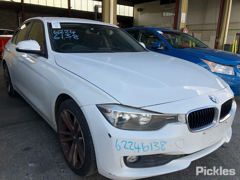 2013 BMW 3 Series Used VIN WBA3A16030NS35340 – photo 31